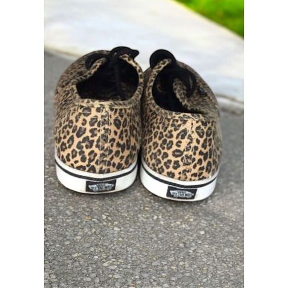 VANS Off The Wall Leopard Cheetah Animal Print Shoes Womens Size 7.5 Mens Size 6 - Picture 2 of 10